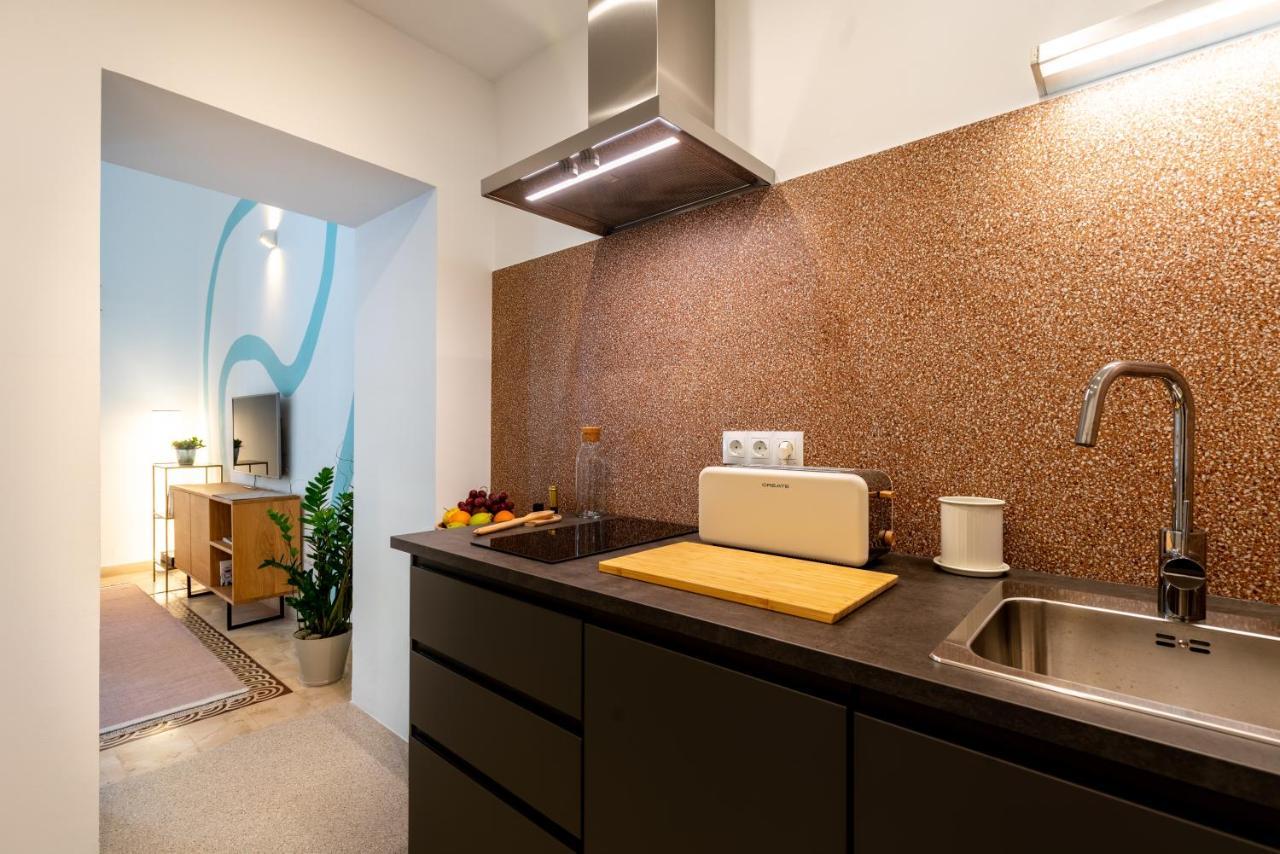 Apartamento Trahzo Seville Exterior photo